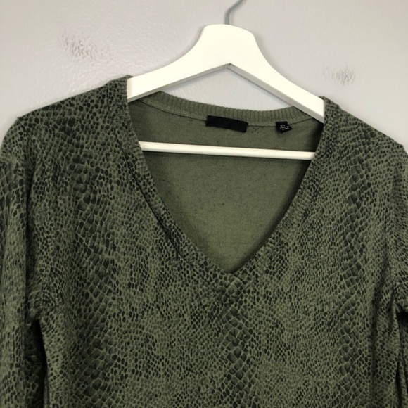 ATM Anthony Thomas Melillo Green Snakeskin V Neck Sweater Small - Picture 5 of 12